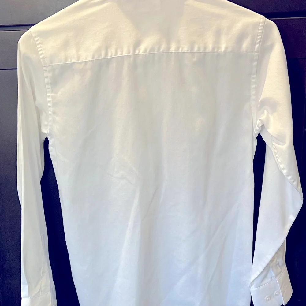 Kids Calvin Klein white long sleeve dress shirt. Size 12. Excellent condition - Picture 8 of 10